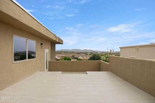 1716 Old Paint Drive, El Paso, TX 79911