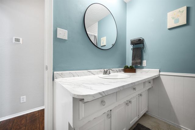 208 Rolling Hills Lane, Farmersville, TX 75442