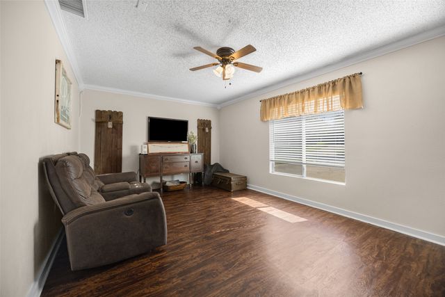 208 Rolling Hills Lane, Farmersville, TX 75442