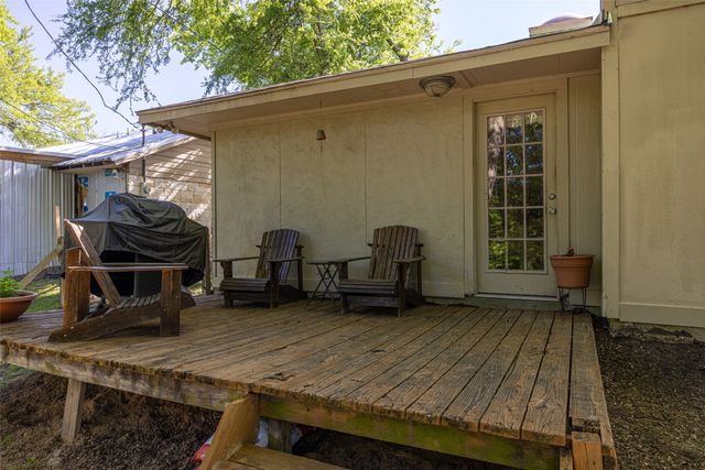 208 Rolling Hills Lane, Farmersville, TX 75442