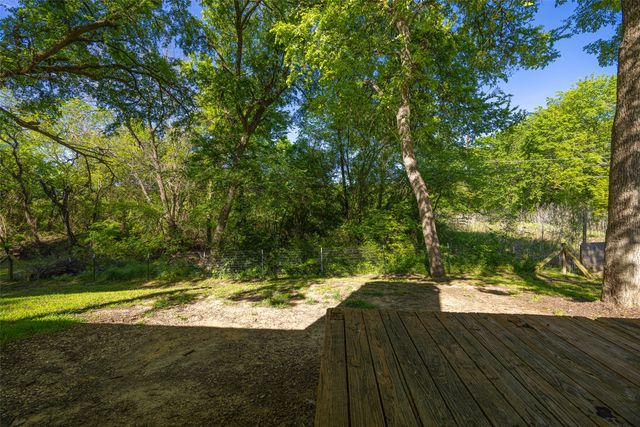 208 Rolling Hills Lane, Farmersville, TX 75442