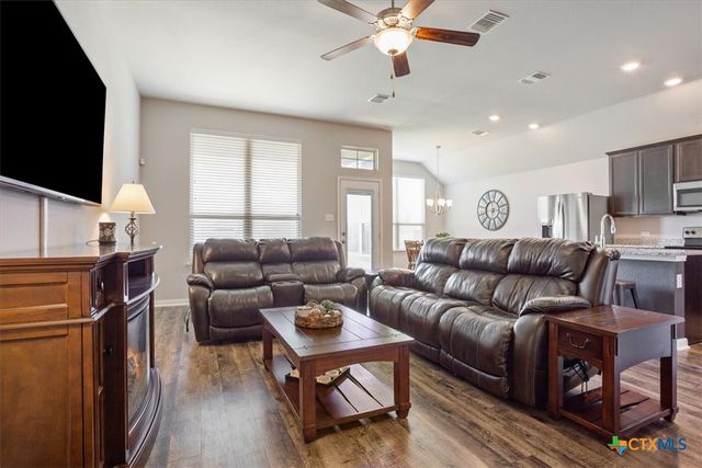 8203 Quiet Hollow Drive, Temple, TX 76502