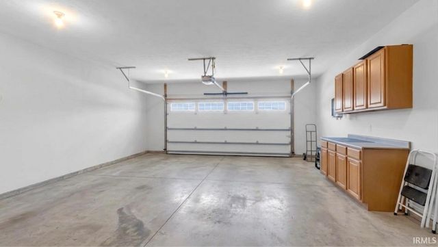 3901 W Geranium Lane, Bloomington, IN 47404