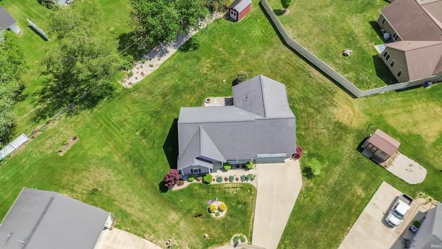 3901 W Geranium Lane, Bloomington, IN 47404