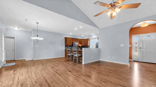 3901 W Geranium Lane, Bloomington, IN 47404