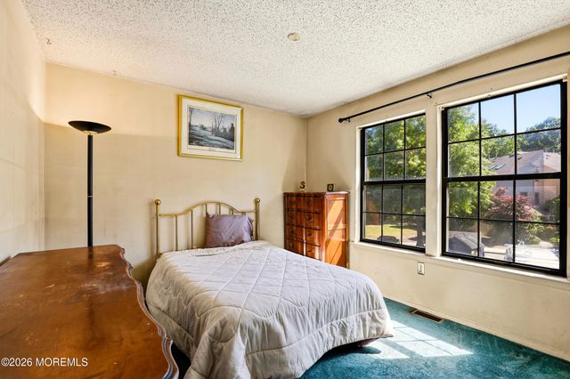 1206 Dahlia Court, Jackson, NJ 08527