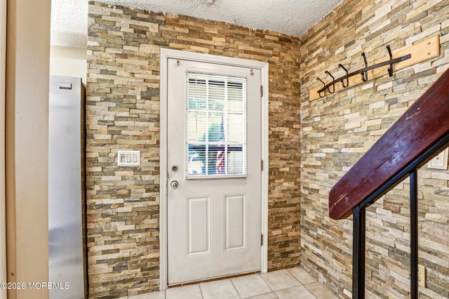 1206 Dahlia Court, Jackson, NJ 08527