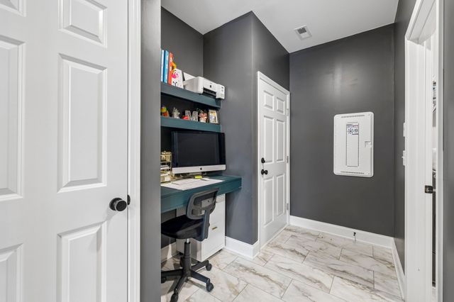 702 Omaha Dr, Gallatin, TN 37066