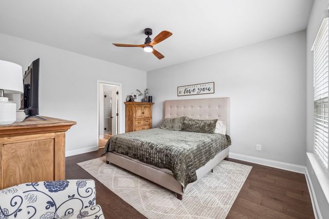 702 Omaha Dr, Gallatin, TN 37066
