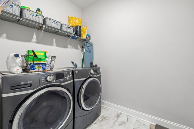 702 Omaha Dr, Gallatin, TN 37066