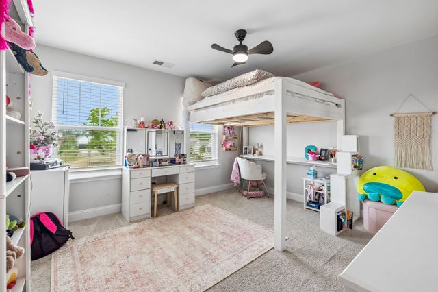 702 Omaha Dr, Gallatin, TN 37066
