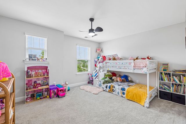 702 Omaha Dr, Gallatin, TN 37066