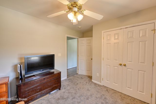 7200 Briscoe Vista Way, Louisville, KY 40228