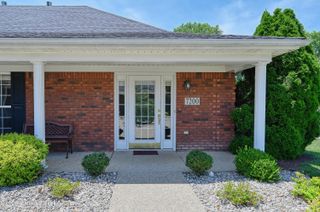 7200 Briscoe Vista Way, Louisville, KY 40228