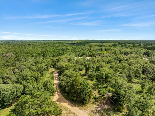 3205 County Road 308, Caldwell, TX 77836