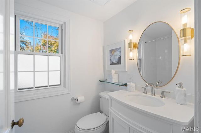 5 Sunny Meade, St Louis, MO 63124