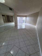 1880 N Congress Avenue 409, West Palm Beach, FL 33401