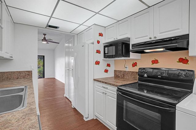 13934 SW 52nd Terrace, Miami, FL 33175