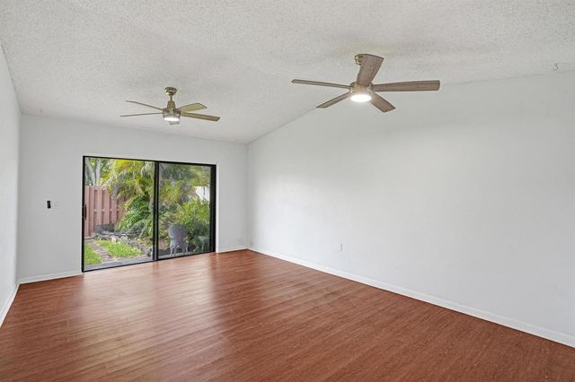 13934 SW 52nd Terrace, Miami, FL 33175