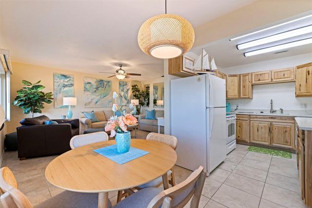 8584 111TH STREET 308, Seminole, FL 33772