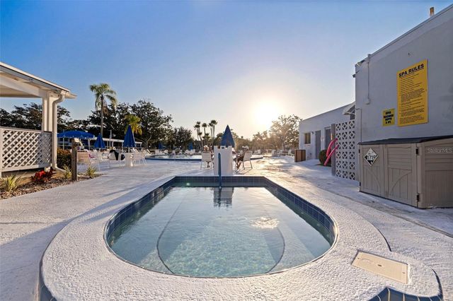 8584 111TH STREET 308, Seminole, FL 33772