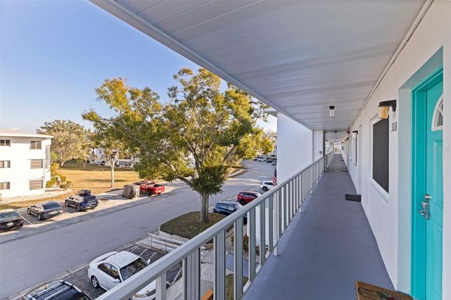 8584 111TH STREET 308, Seminole, FL 33772