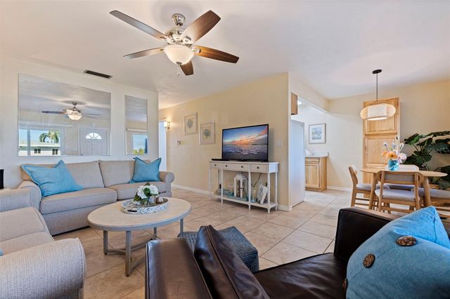 8584 111TH STREET 308, Seminole, FL 33772