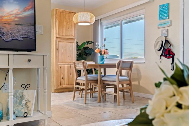 8584 111TH STREET 308, Seminole, FL 33772