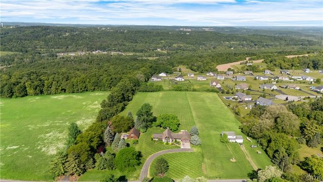 6029 Devoe Road, Camillus, NY 13031