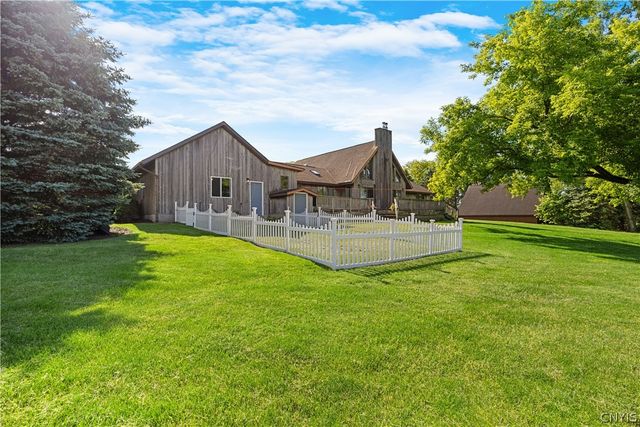 6029 Devoe Road, Camillus, NY 13031