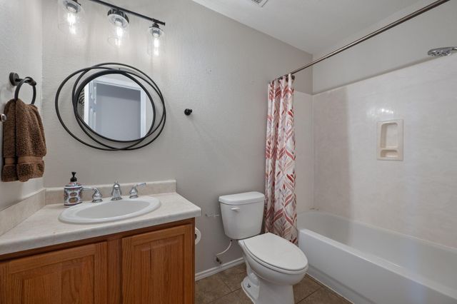 108 David DR, Hutto, TX 78634