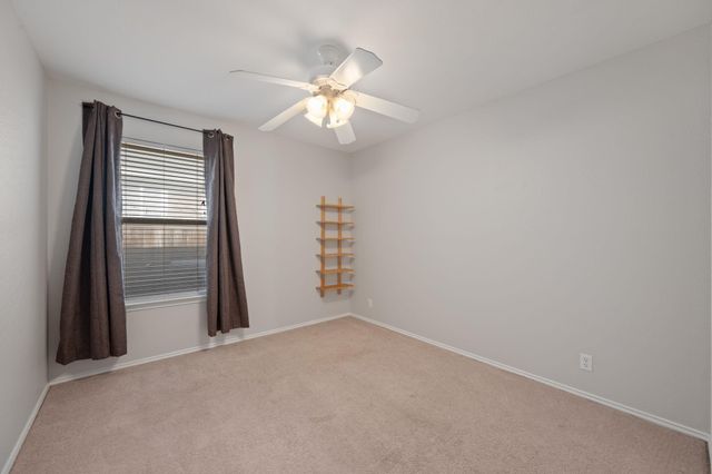 108 David DR, Hutto, TX 78634