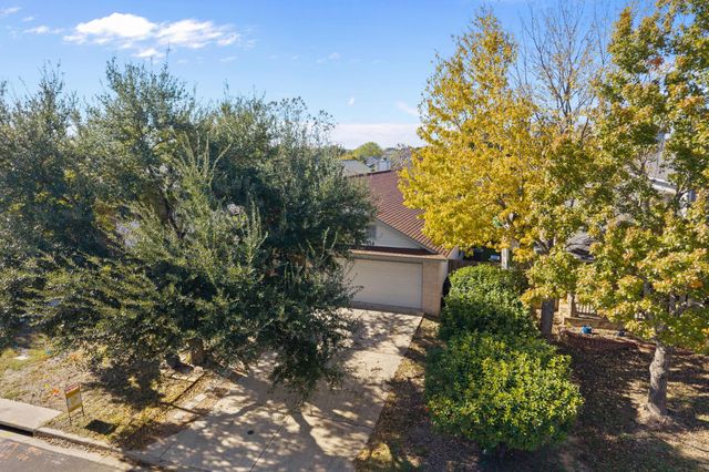 108 David DR, Hutto, TX 78634