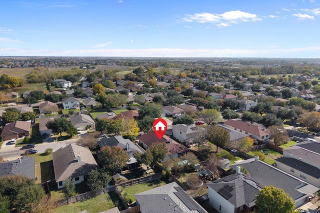 108 David DR, Hutto, TX 78634