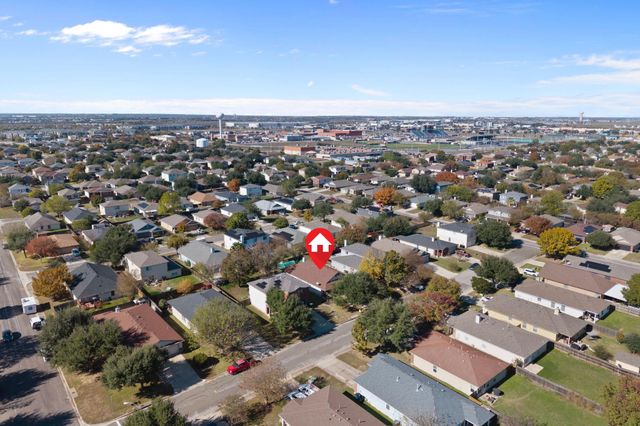 108 David DR, Hutto, TX 78634