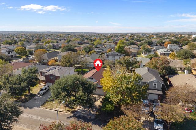 108 David DR, Hutto, TX 78634