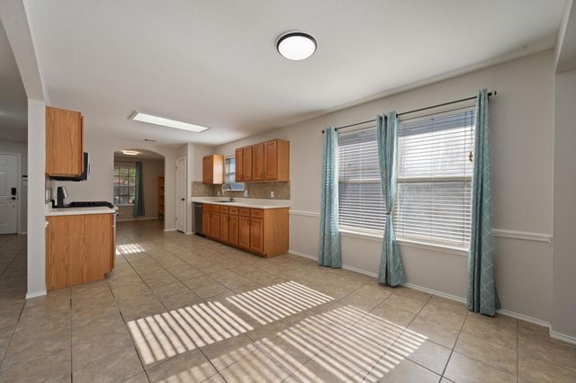 108 David DR, Hutto, TX 78634