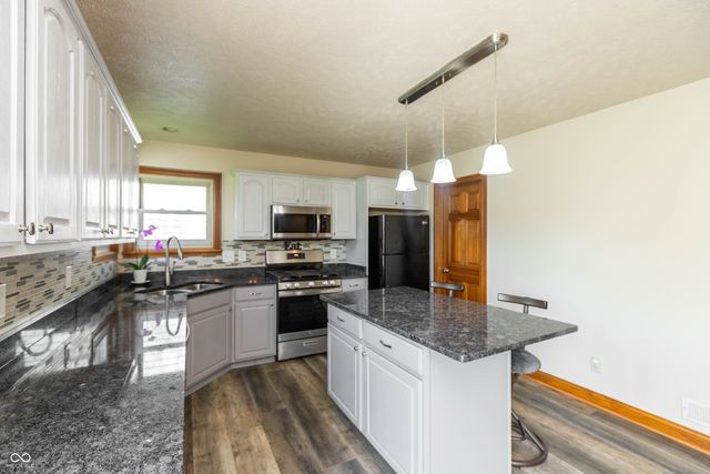 31 Torrey Pine Drive, Brownsburg, IN 46112