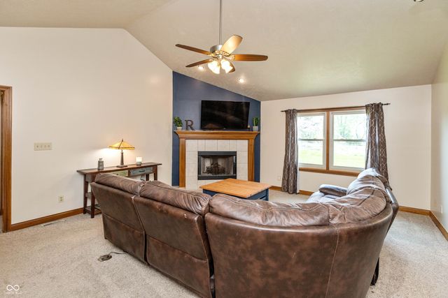 31 Torrey Pine Drive, Brownsburg, IN 46112