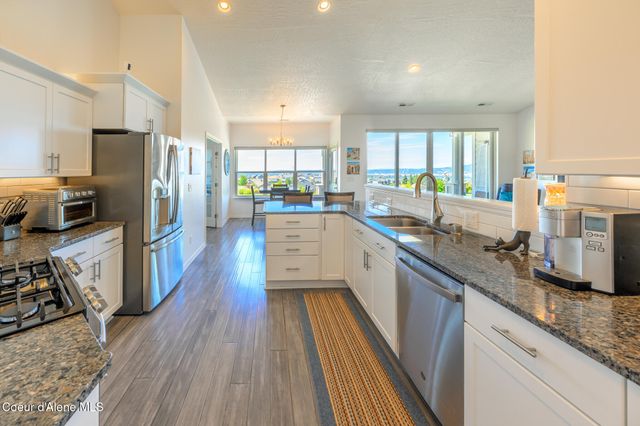 115 S PARKVIEW CT, Liberty Lake, WA 99019