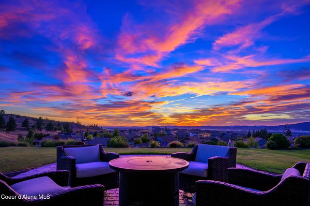 115 S PARKVIEW CT, Liberty Lake, WA 99019