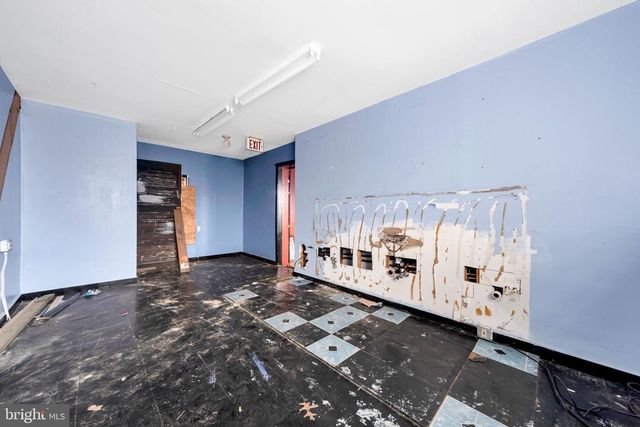 101 E SOMERDALE RD, Somerdale, NJ 08083