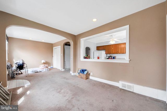 101 E SOMERDALE RD, Somerdale, NJ 08083