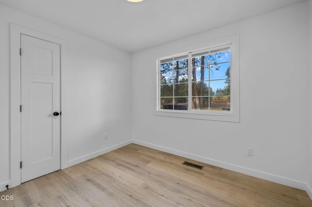 60343 Hiawatha Lane, Bend, OR 97702