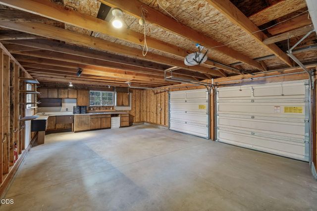 60343 Hiawatha Lane, Bend, OR 97702