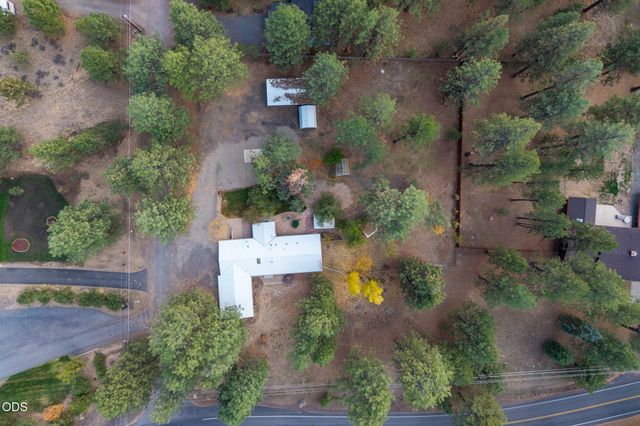 60343 Hiawatha Lane, Bend, OR 97702