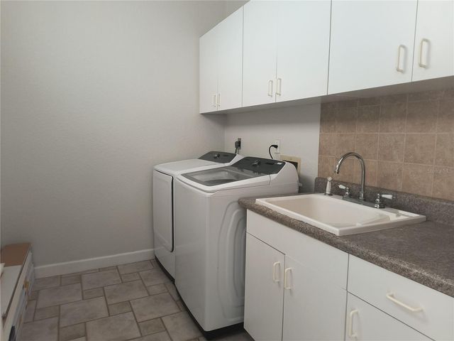 9839 CAMBERLEY CIRCLE, Orlando, FL 32836