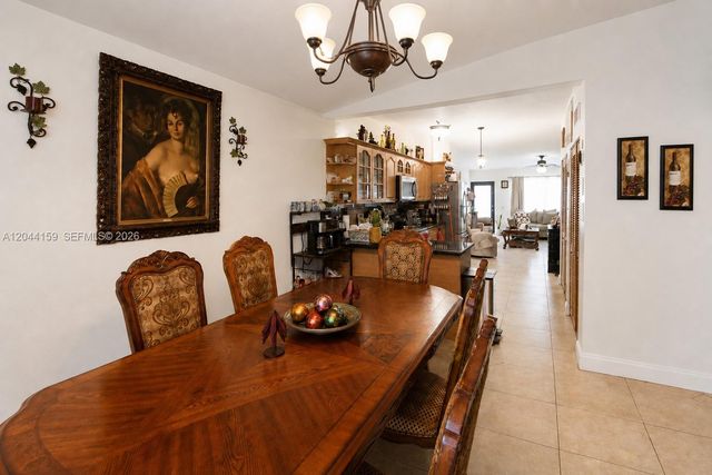 7232 W 29th Way, Hialeah, FL 33018