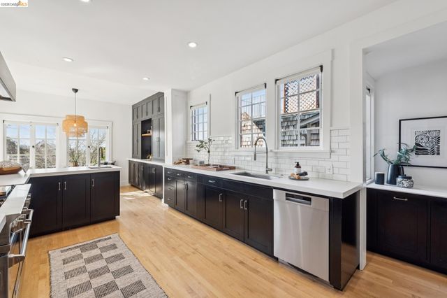 19 Monte Avenue, Piedmont, CA 94611