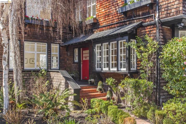 19 Monte Avenue, Piedmont, CA 94611